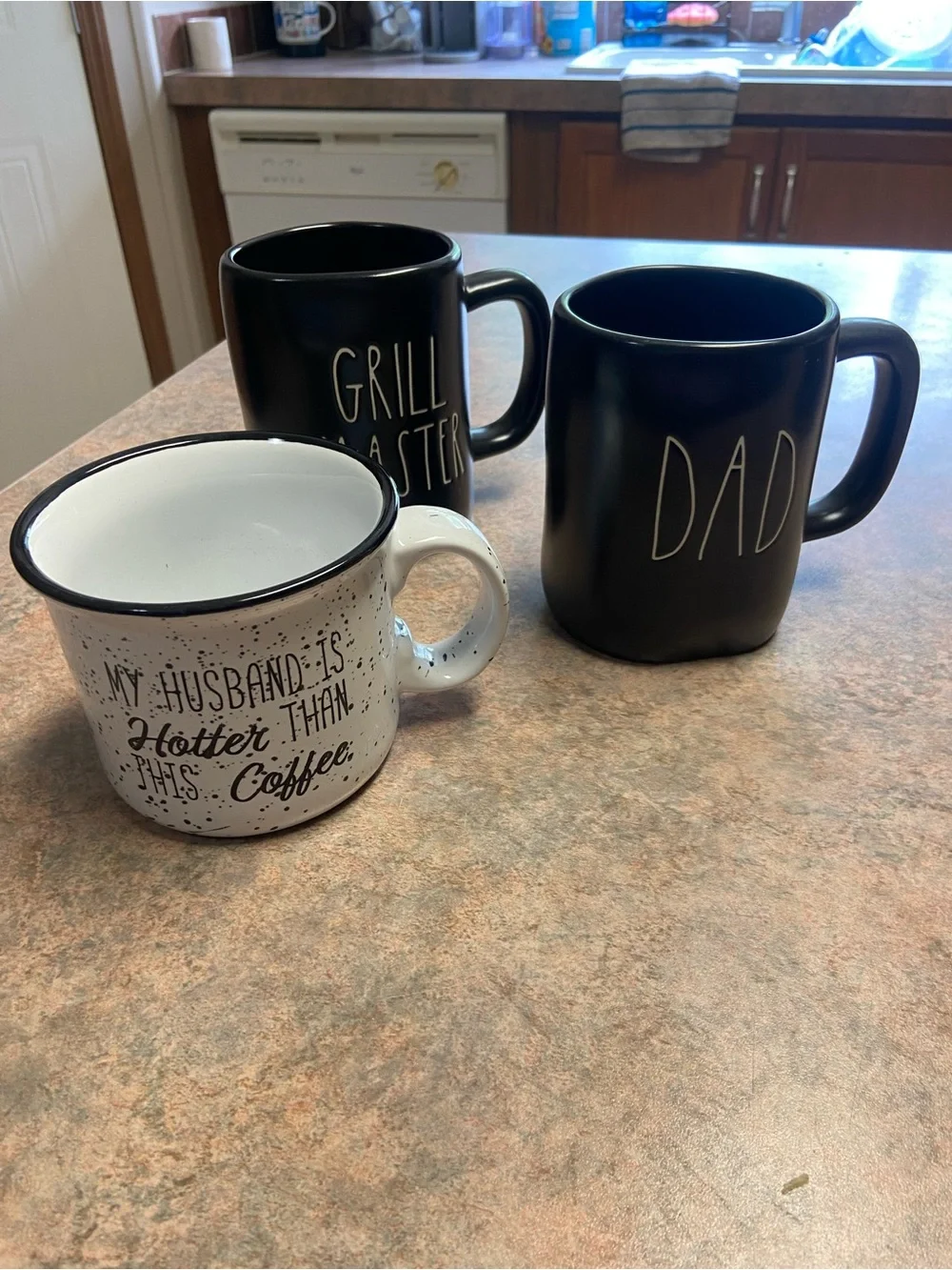 Mug lot